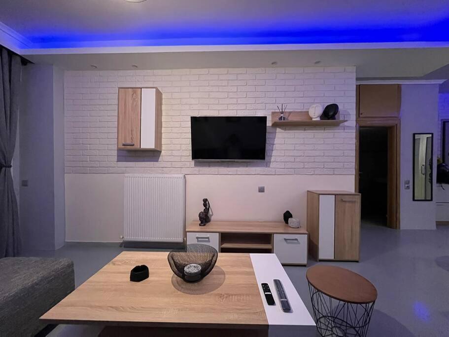 Vip Apt. Pezodromos Kalamarias Apartment *