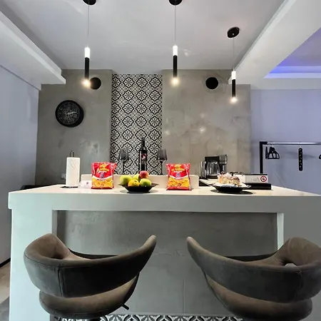 Vip Apt. Pezodromos Kalamarias Thessaloniki Exterior photo