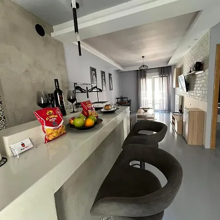 Vip Apt. Pezodromos Kalamarias Thessaloniki Exterior photo