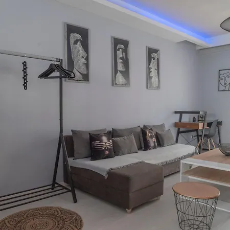 Vip Apt. Pezodromos Kalamarias Thessaloniki Exterior photo