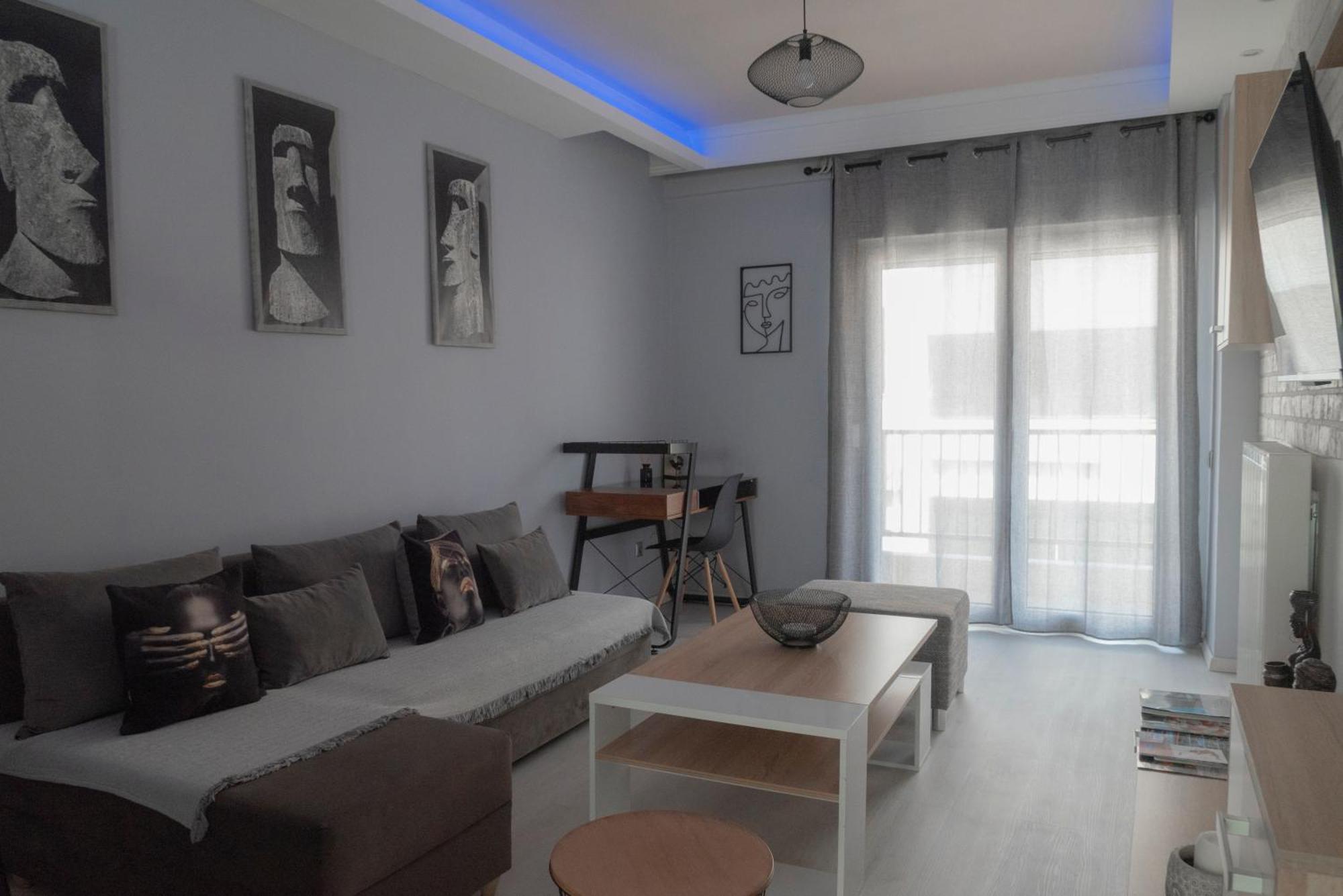 Vip Apt. Pezodromos Kalamarias